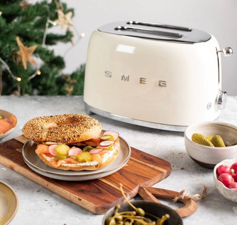 ტოსტერი SMEG 950W